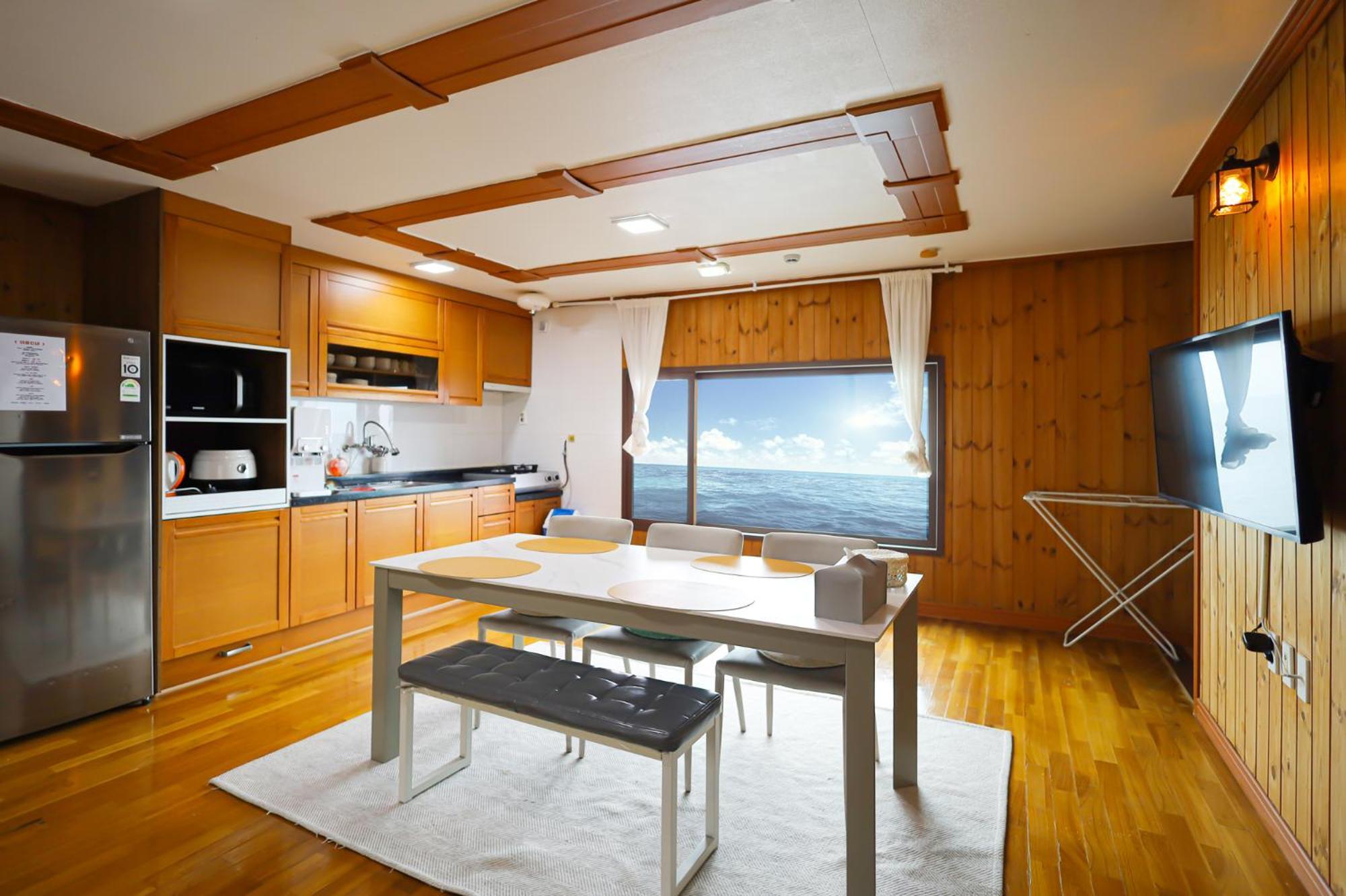 Fantastic Ocean View Sydney Hotel Jeju Exterior foto